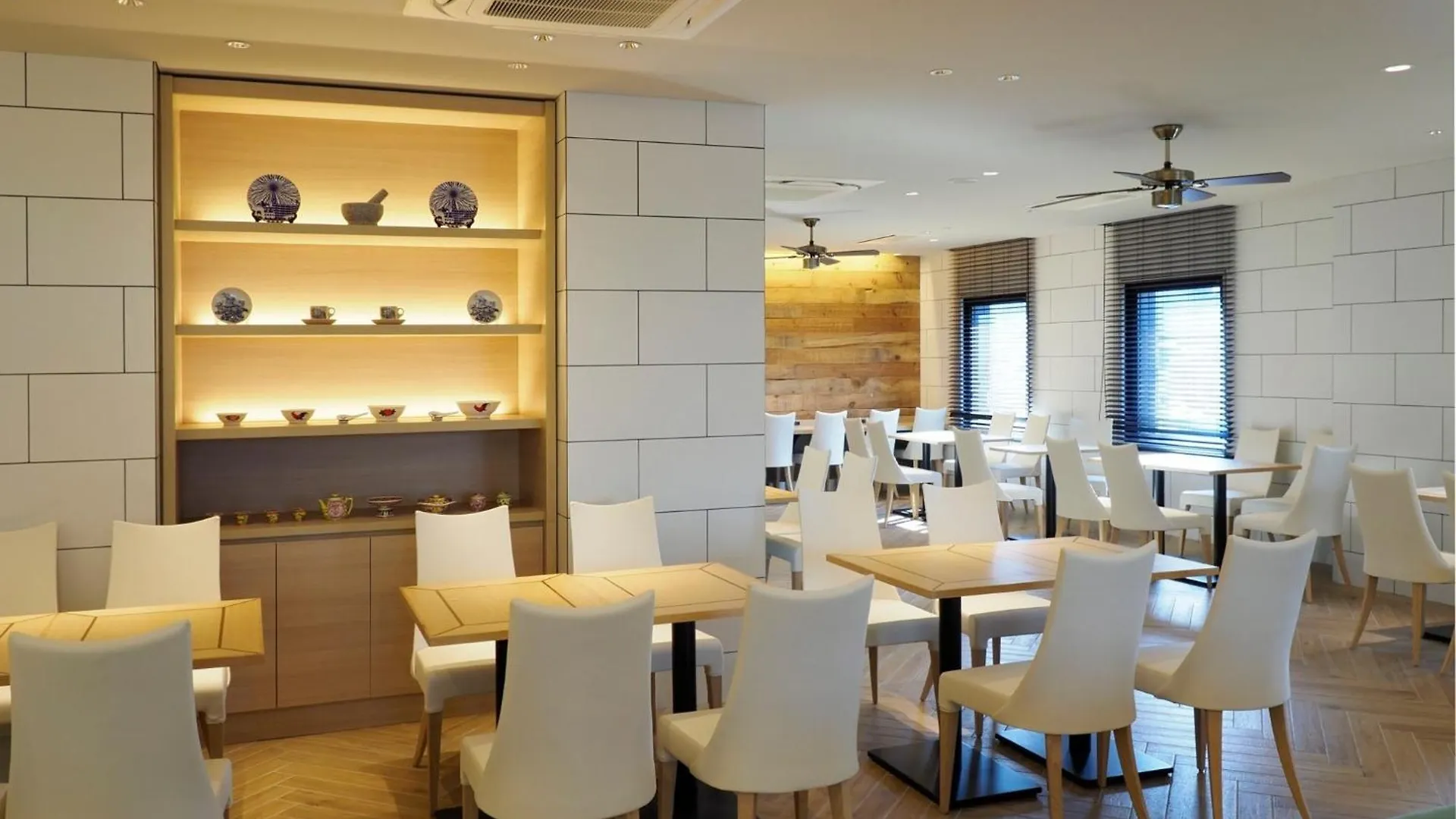 Far East Village Hotel Yokohama - Vacation Stay 35287V Japonia